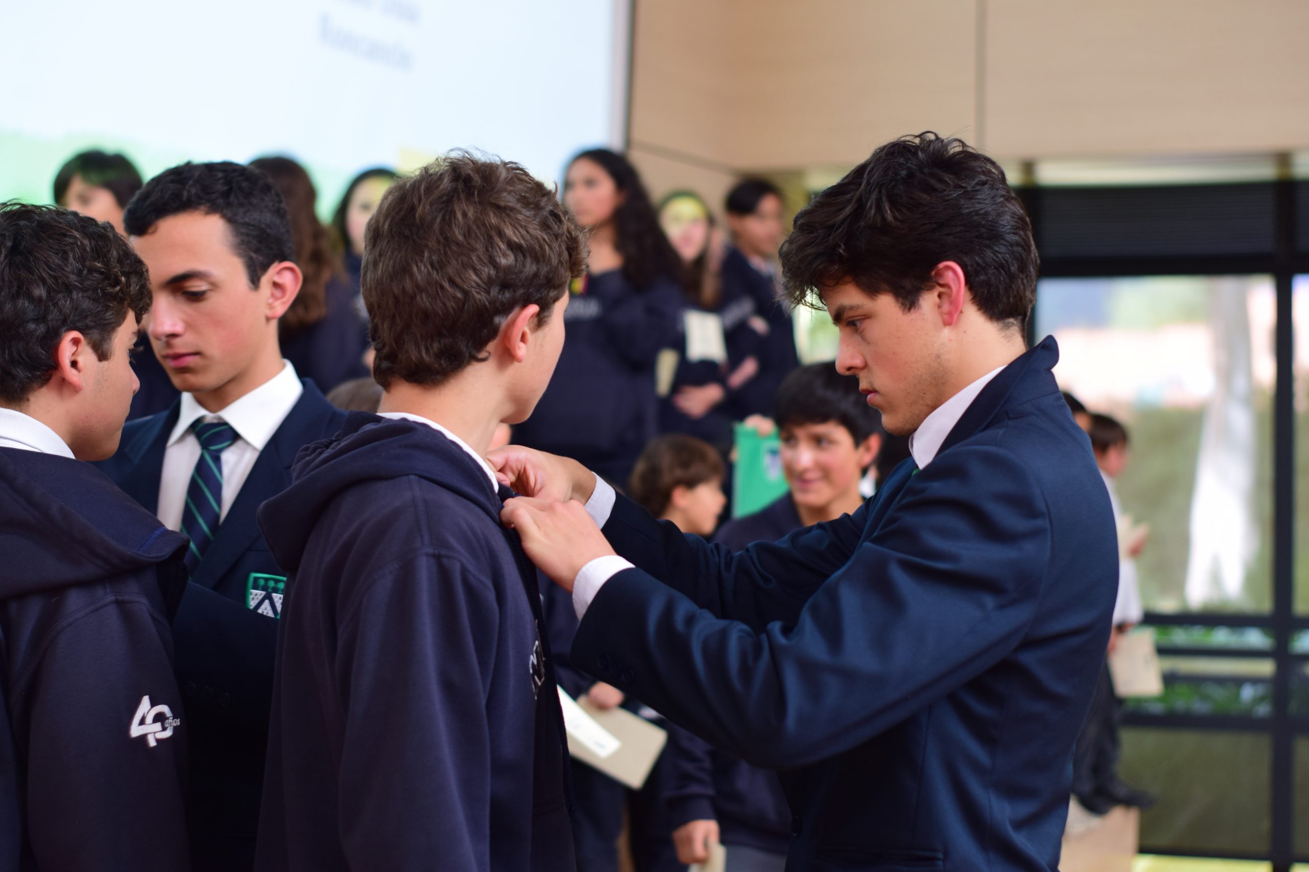 Izada De Bandera General Esfuerzo Colegio Nogales